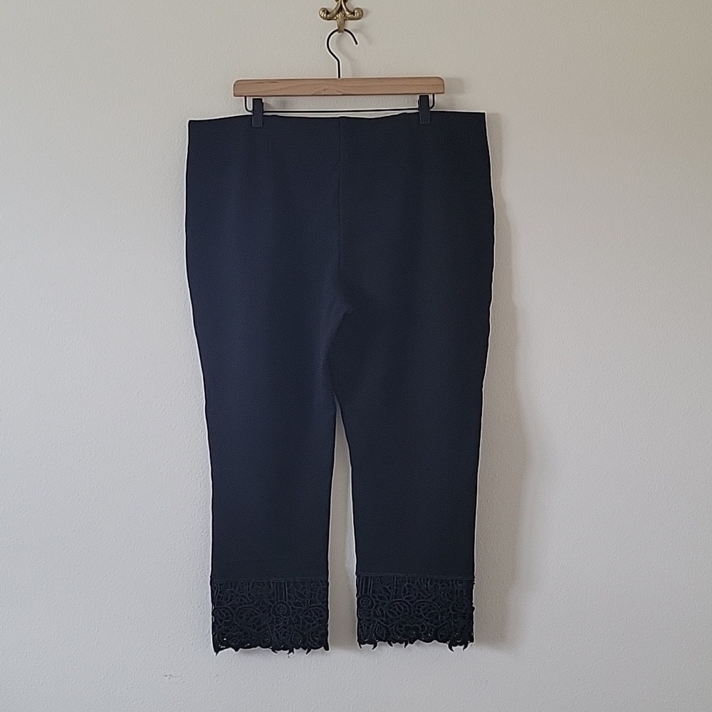Chico's Black Ponte So Slimming Juliet Lace Hem Ankle Pants Size 18 - Picture 6 of 7